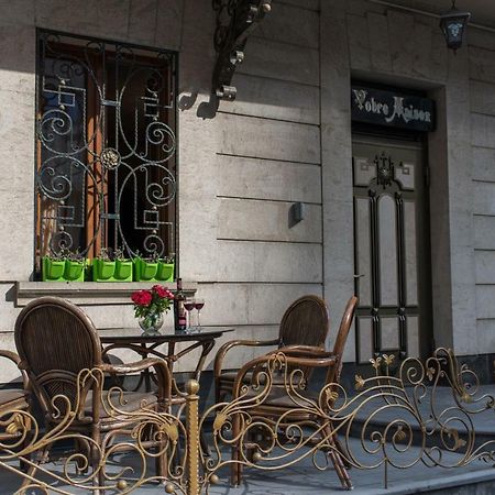 Votre Maison Yerevan Bagian luar foto