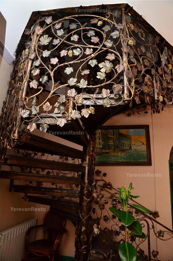 Votre Maison Yerevan Bagian luar foto