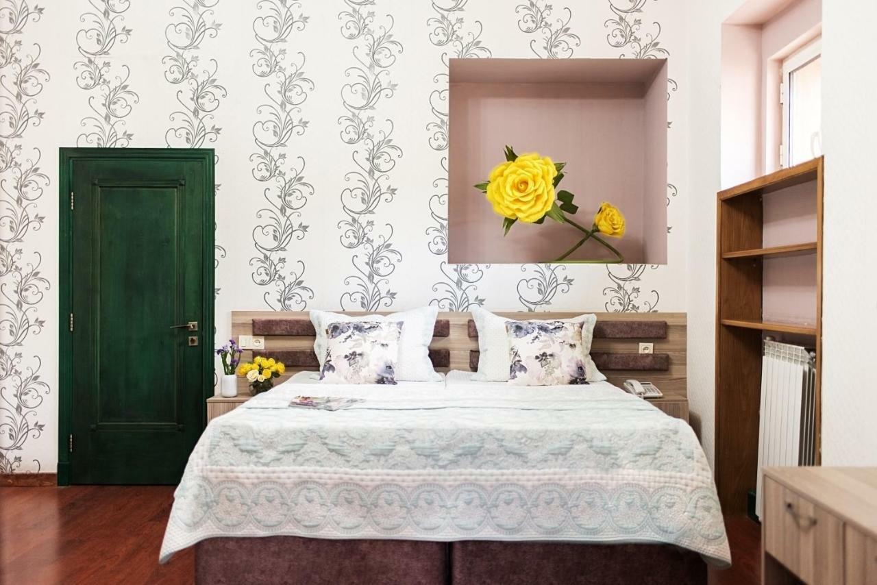 Votre Maison Yerevan Bagian luar foto